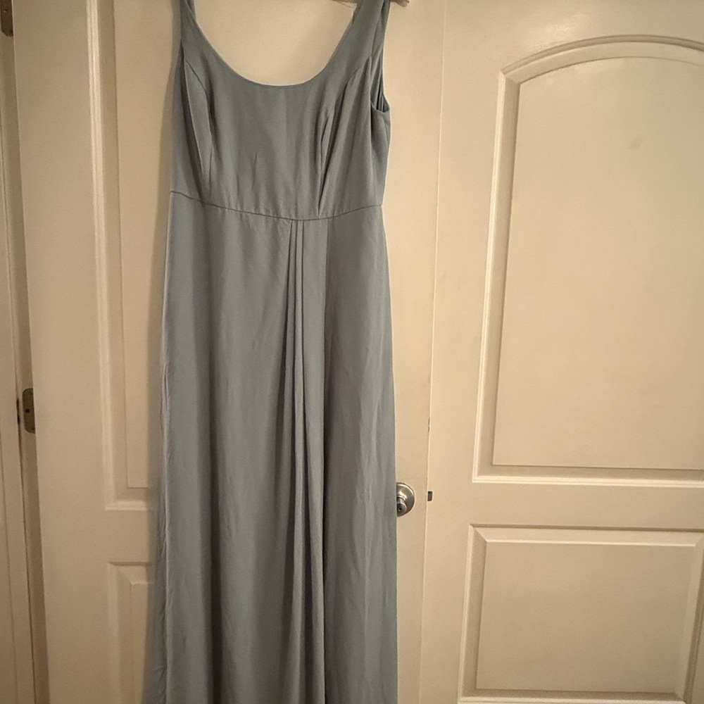 Elegant Blue Sleeveless Dress